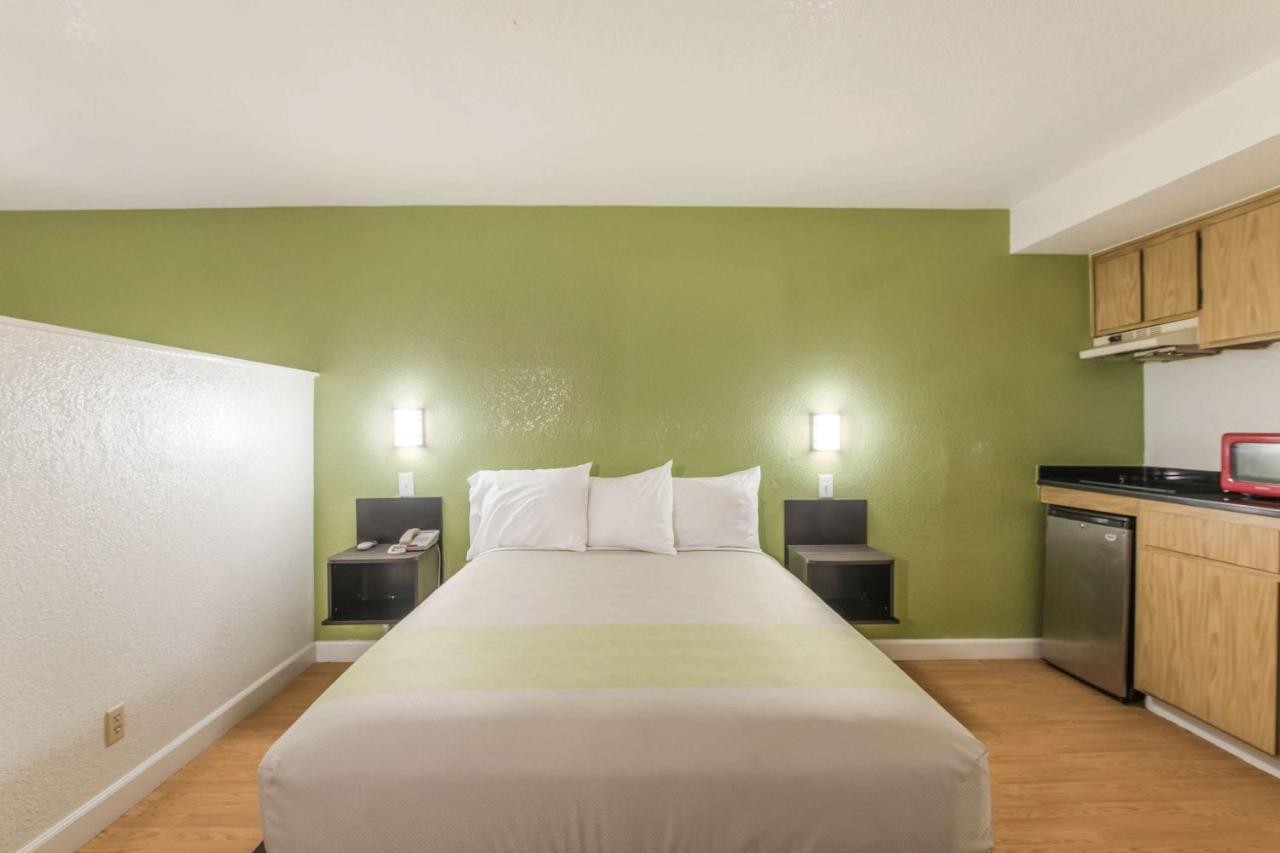 Motel 6 Hemet Buitenkant foto