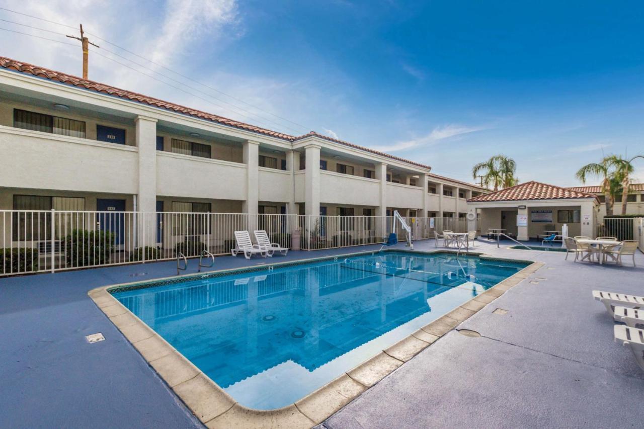 Motel 6 Hemet Buitenkant foto